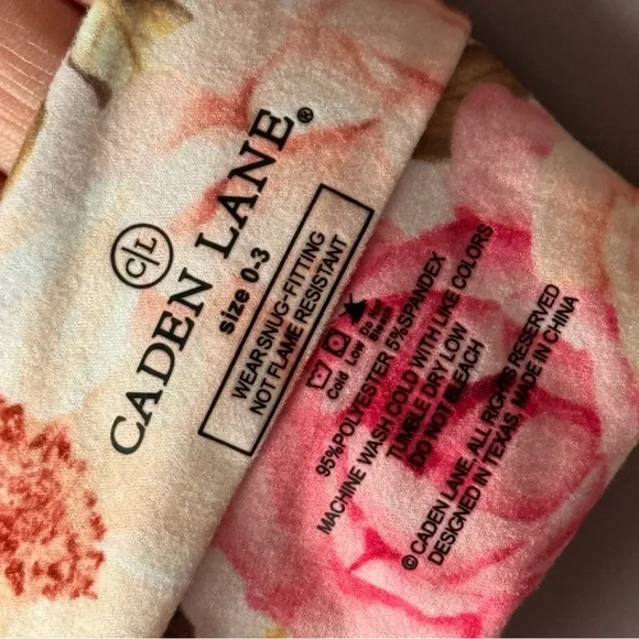 Caden Lane 0-3M Pink Floral Knot Gown & Headwrap - Picture 7 of 8